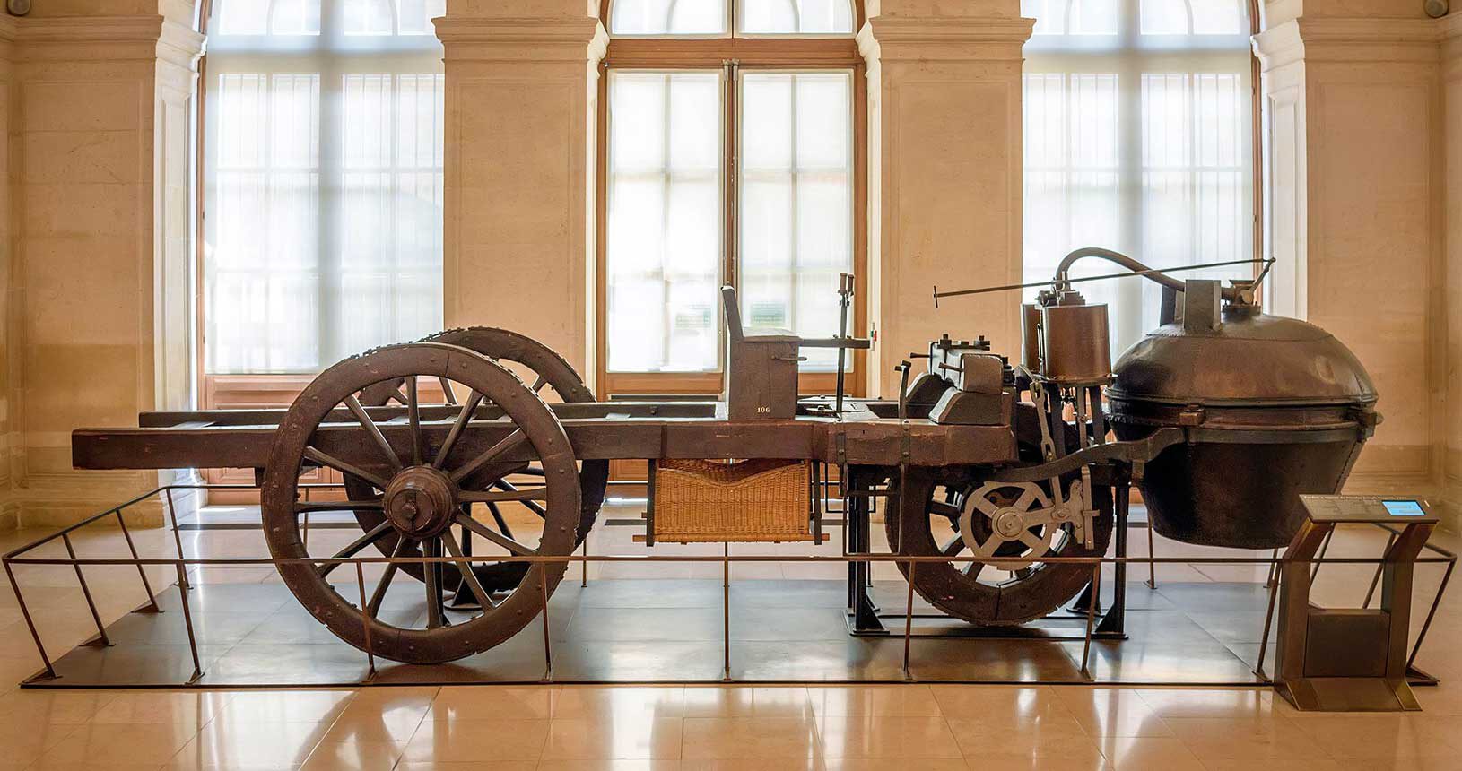 1770: Dampfwagen "Fardier" - erstes Motorfahrzeug der Weltgeschichte von Nicholas Cugnot (1725-1804), Musée des Arts et Métiers, Paris (Public Domain)